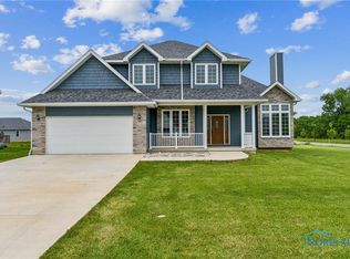 208 Creswell St, Van Buren, OH 45889
