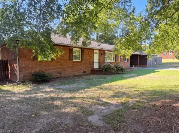7059 McLeansville Rd, Browns Summit, NC 27214