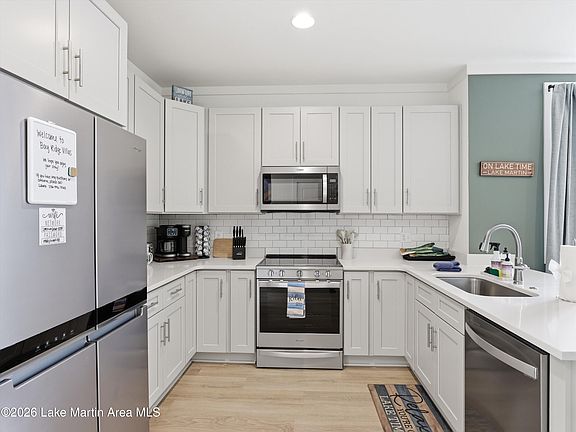 5th image of 3324 Bay Pine Rd Unit 10