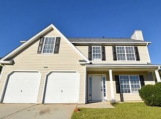 6450 Queensdale Dr, Douglasville, GA 30135