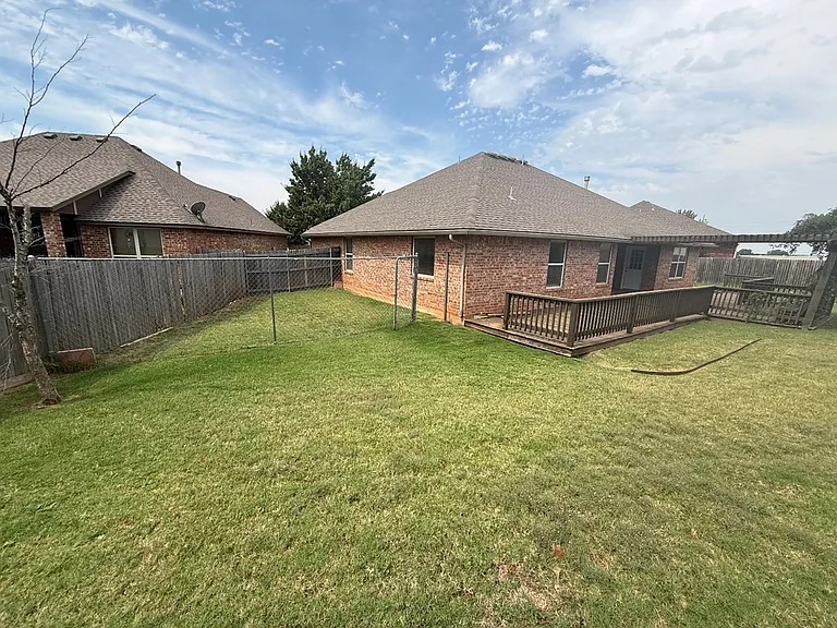 19132 Cottonwood Ct — Photo 43