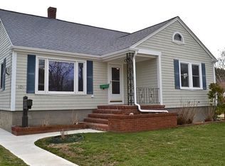 109 Howland Rd, Fairhaven, MA 02719