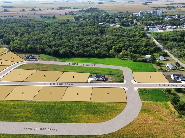 225 Blue Spruce Dr, New Hartford, IA 50660