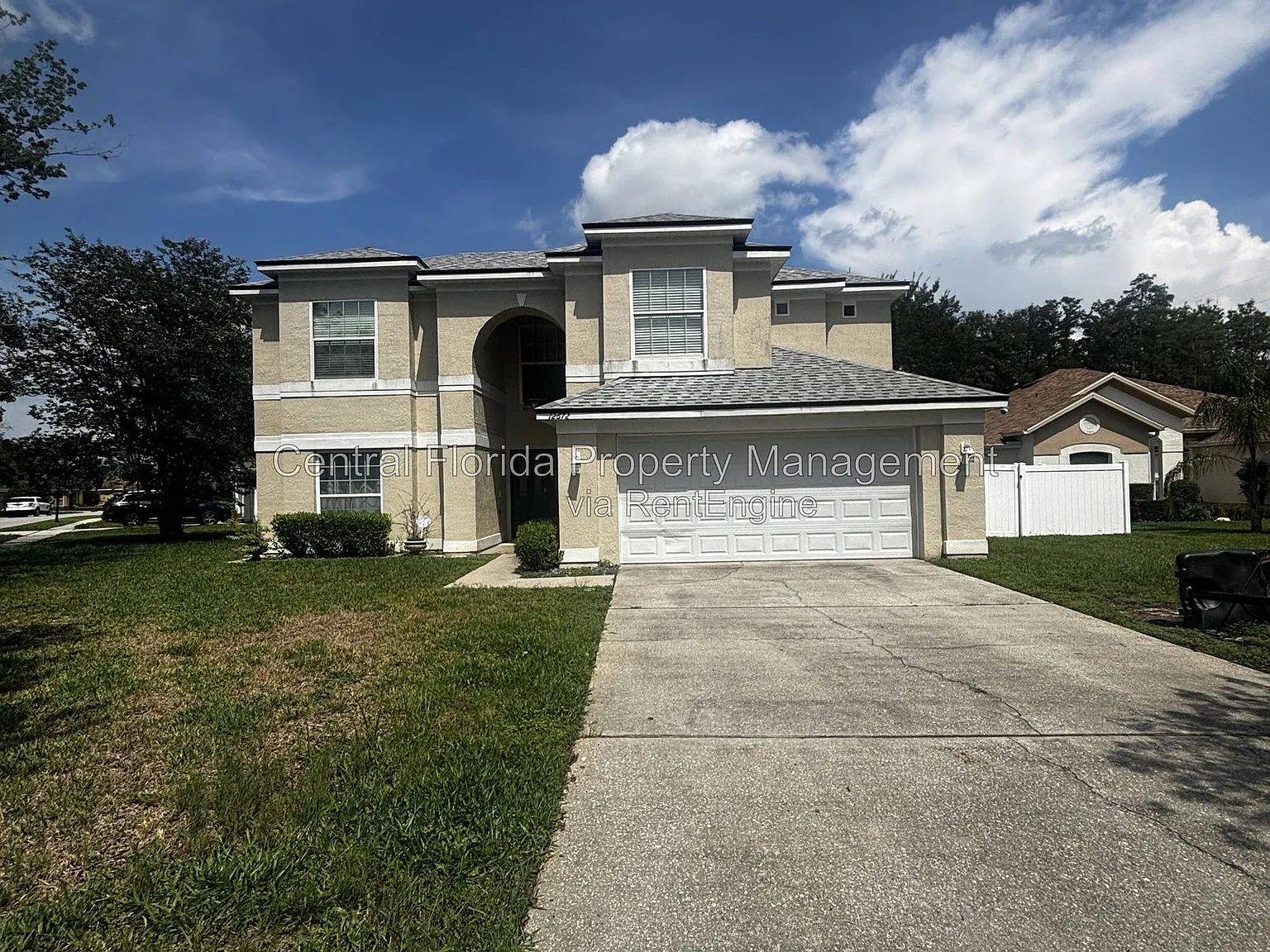 4 bed, 2.5 bath, 2487 sqft, $3,099 — Photo 3