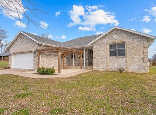 2400 S 15th Avenue, Ozark, MO 65721
