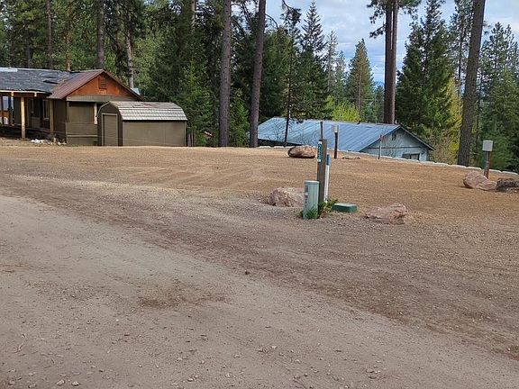 5th image of 223 Holiday Dr