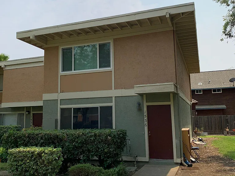 1536 Drake Dr — Photo 21