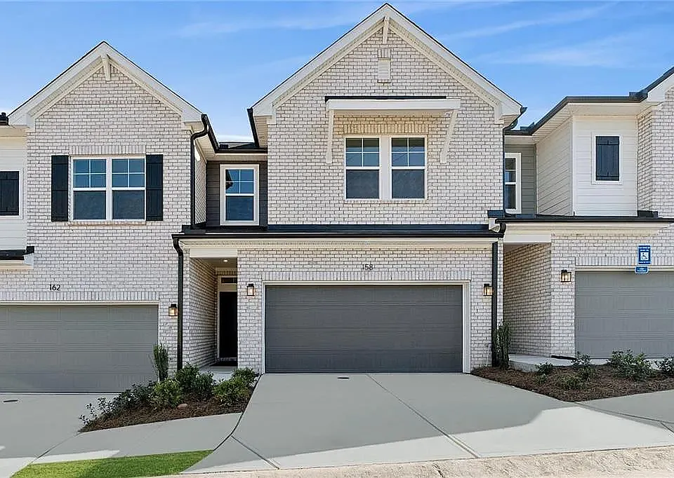 158 Redbud Rd #158