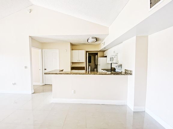 4th image of 2620 S University Dr APT 311
