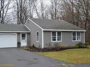 11 Dale Ct, Portland, ME 04102