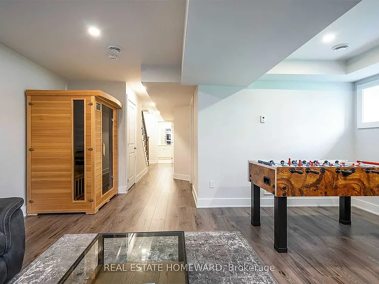 222 Yellow Birch Cres — Photo 19