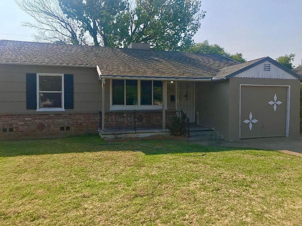 1st image of 4404 42nd St
