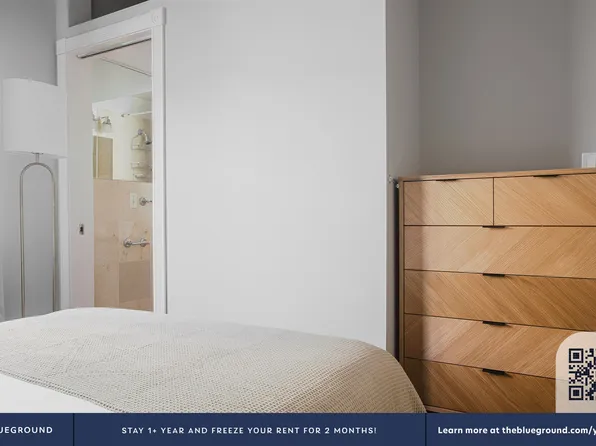 290 West 12th Street image 12 of 26