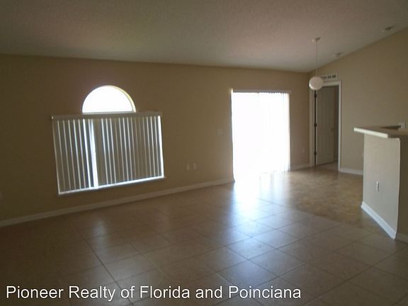 4th image of 434 Albatross Ct