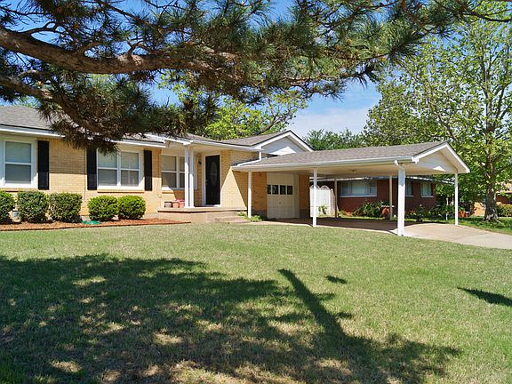 2nd image of 712 NW 35th Pl