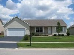 1237 Omega Circle Dr, Dekalb, IL 60115