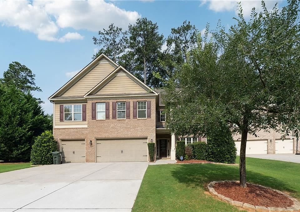 1st image of 2660 Hartridge Dr