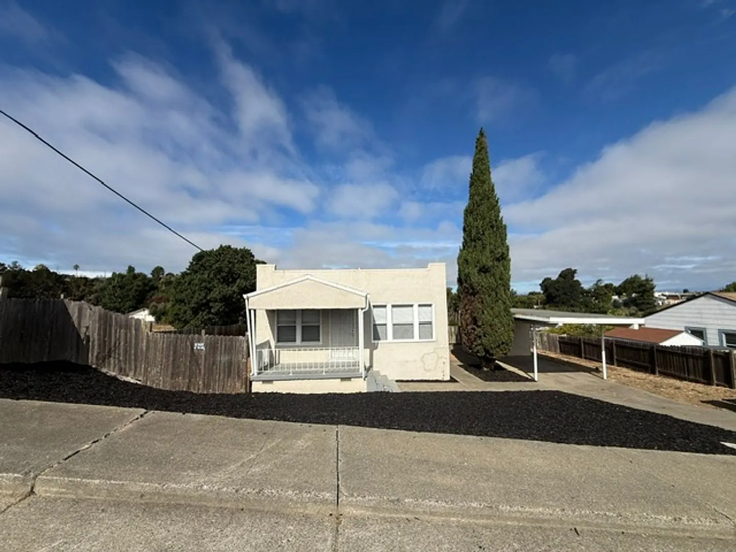 Updated 2 Bedroom Vallejo Home — Photo 1