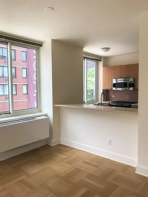 Rented by Windsor Property Management | media 18