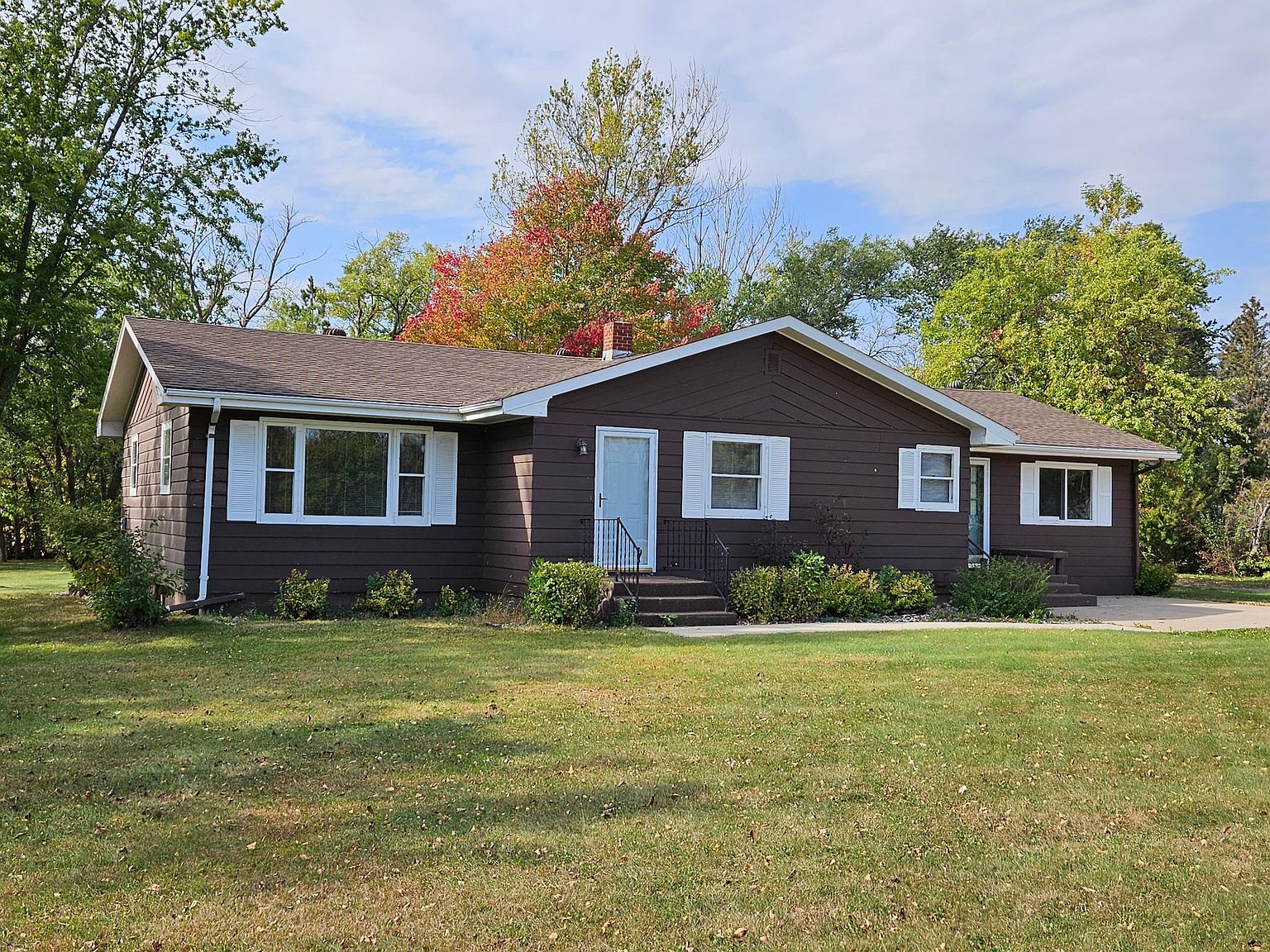 34605 Us Highway 59 SE, Erskine, MN 56535 | Zillow