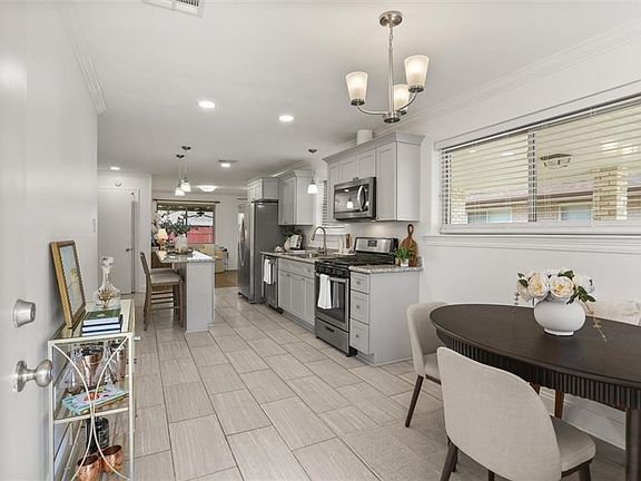 3rd image of 1305 Focis St