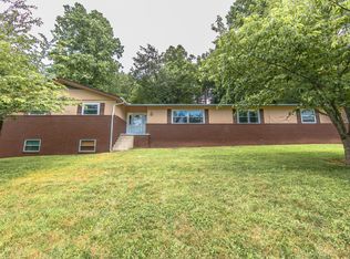 117 Netherlands Rd, Oak Ridge, TN 37830