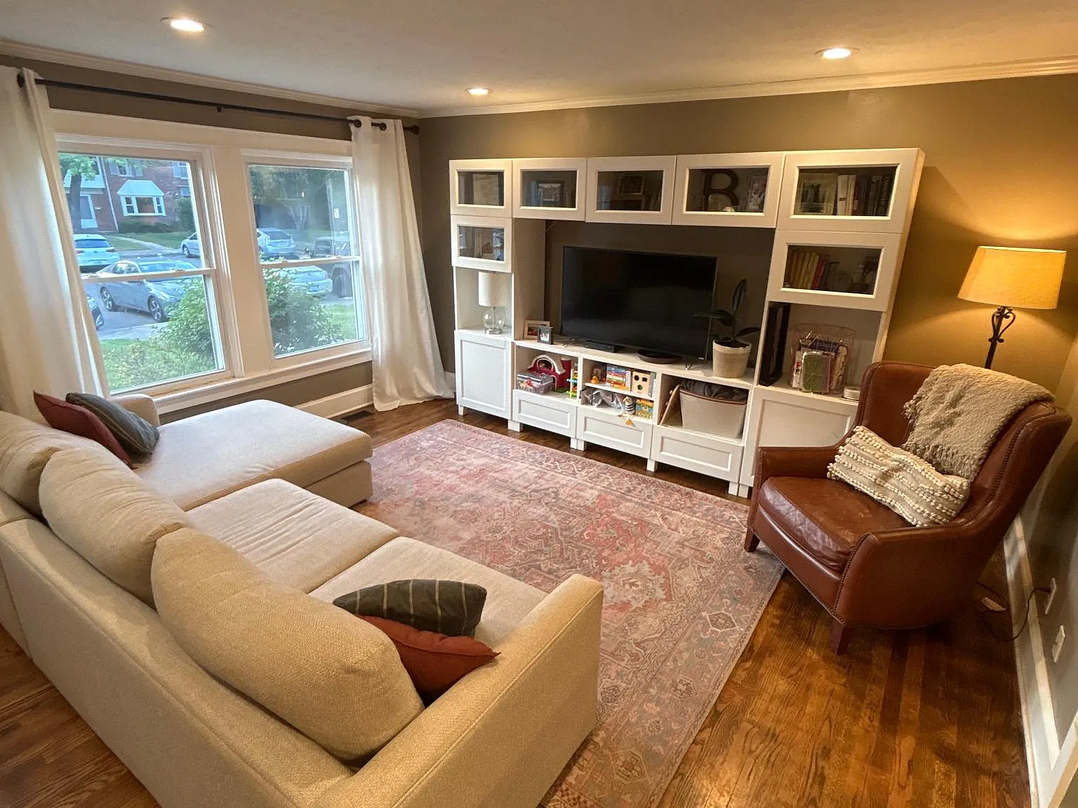 2842 Coleen Ct — Photo 2