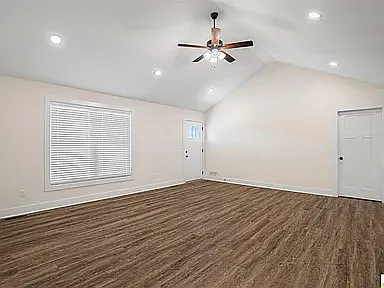 452 Glenview Dr — Photo 20