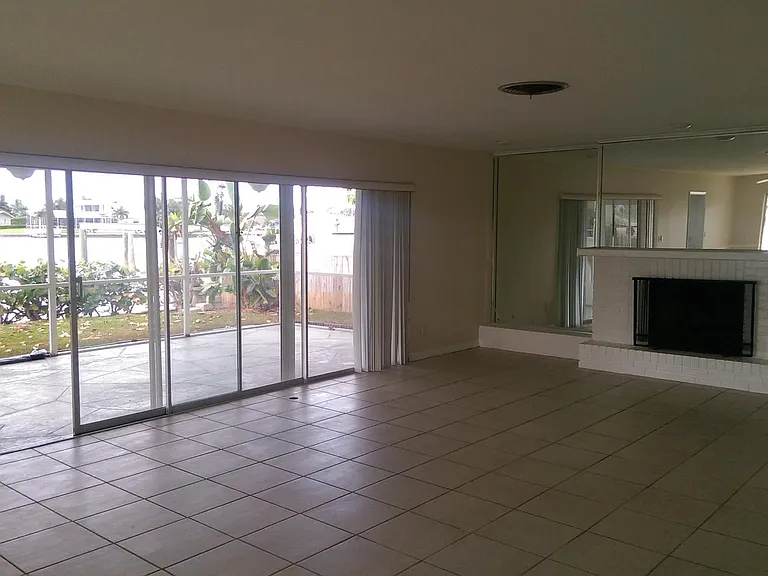 5930 Bali Way N — Photo 8