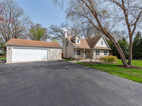 2nd image of 36909 N Marilyn Ln