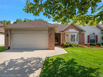 402 Mulberry Dr, Walled Lake, MI, 48390