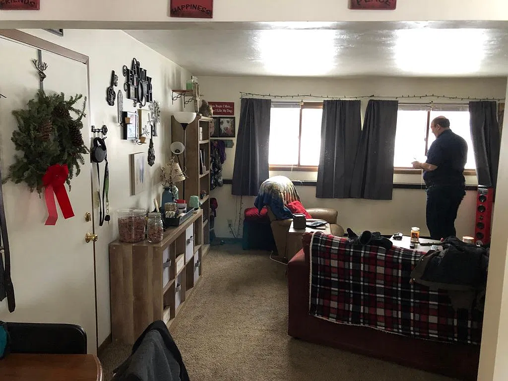 2 bed, 900 sqft, $1,300 — Photo 3