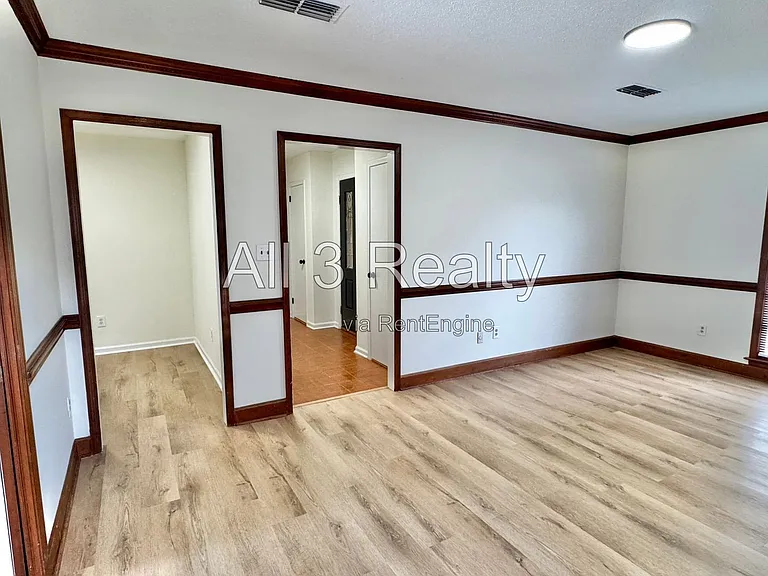 2905 Willow Lane Dr — Photo 9