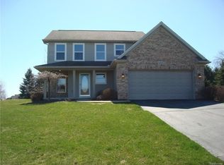 1296 Sweet Grass Trl, Howell, MI
