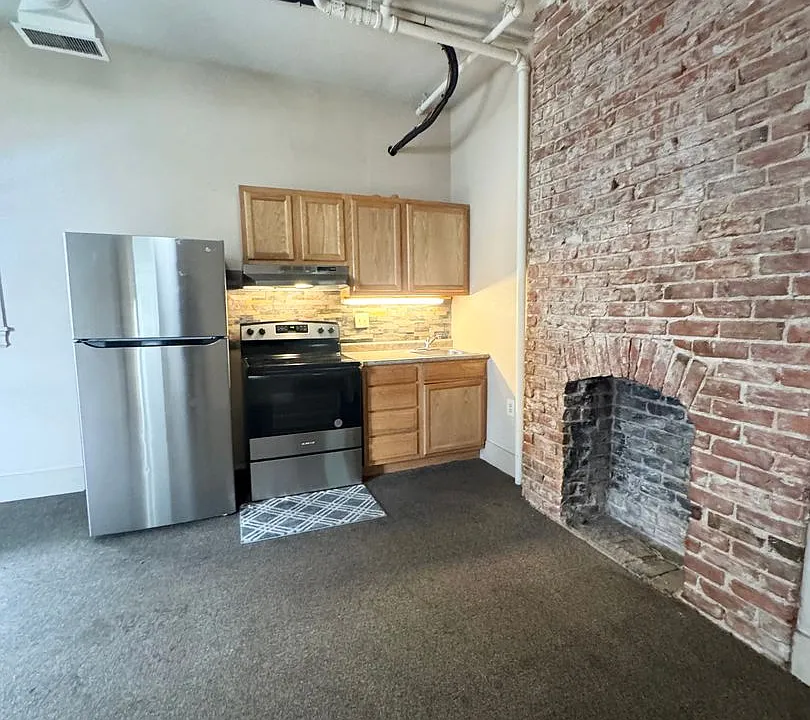 112 N 38th Ave