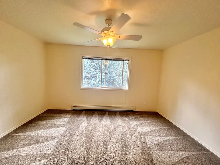 209 E 18th Ave #D16 — Photo 28