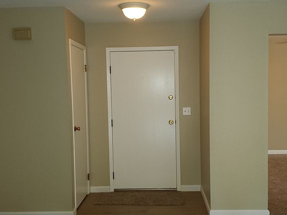 2nd image of 1261 Crestwood Ave