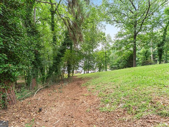 5th image of 1640 Williams Cir