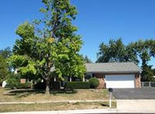 4427 Clark Pl, Grove City, OH