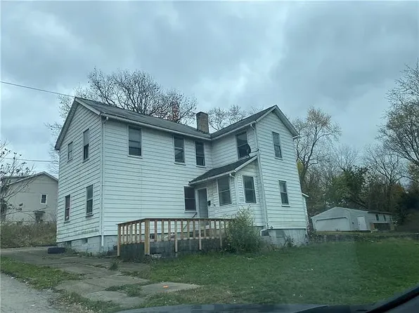 270A Liberty St #1, Sharon, PA 16146