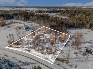 1623 Loney Cres, Ottawa, ON K0A 2P0