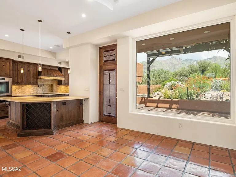 6561 N Avenida De Posada — Photo 12