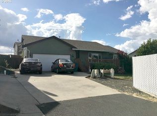 146 SE Lebleu Ln, Winston, OR 97496