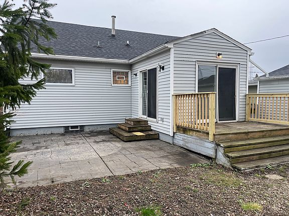 3rd image of 4363 Salem Dr