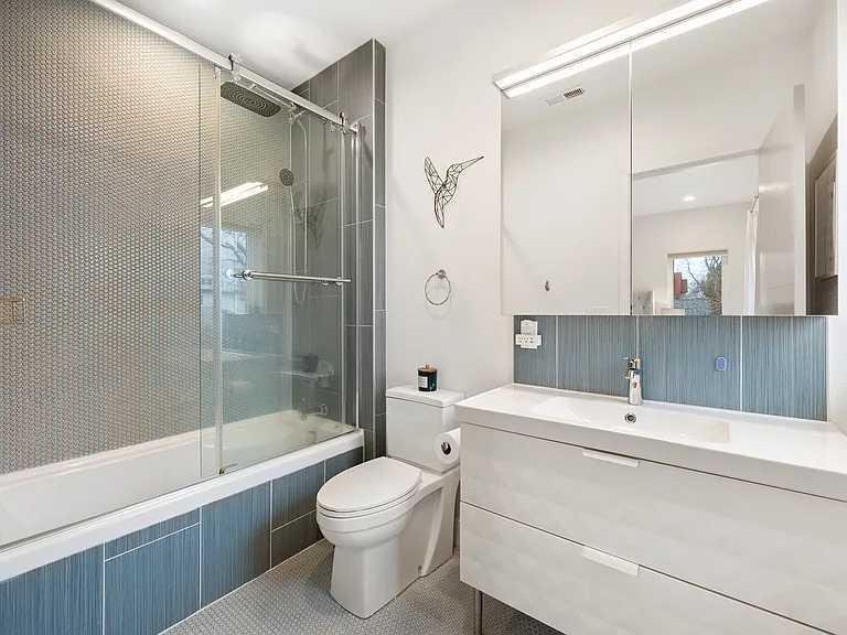 2037 N Hooker St #L — Photo 23