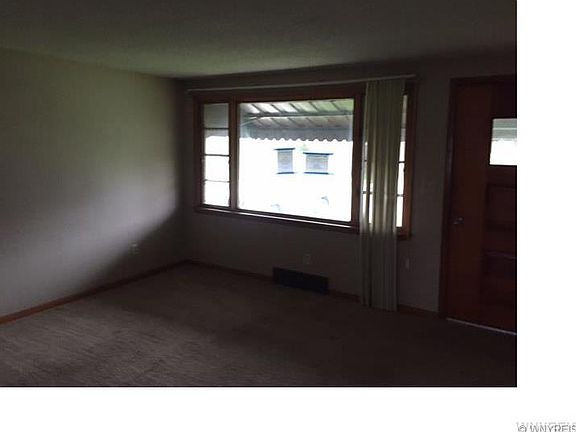 5th image of 101 Medina St