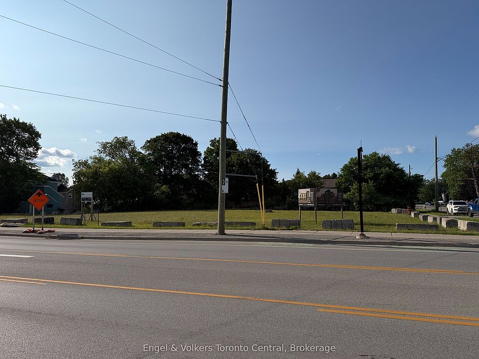 2nd image of 121 Hume St