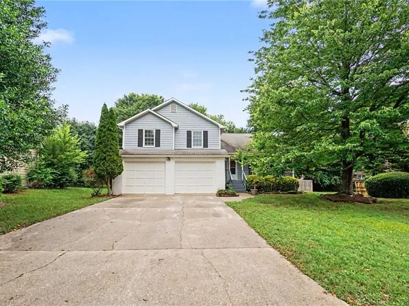 5035 Mickleton Way, Powder Springs, GA 30127