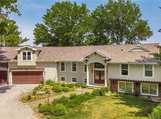 2021 SW Sampson Rd, Lees Summit, MO 64082