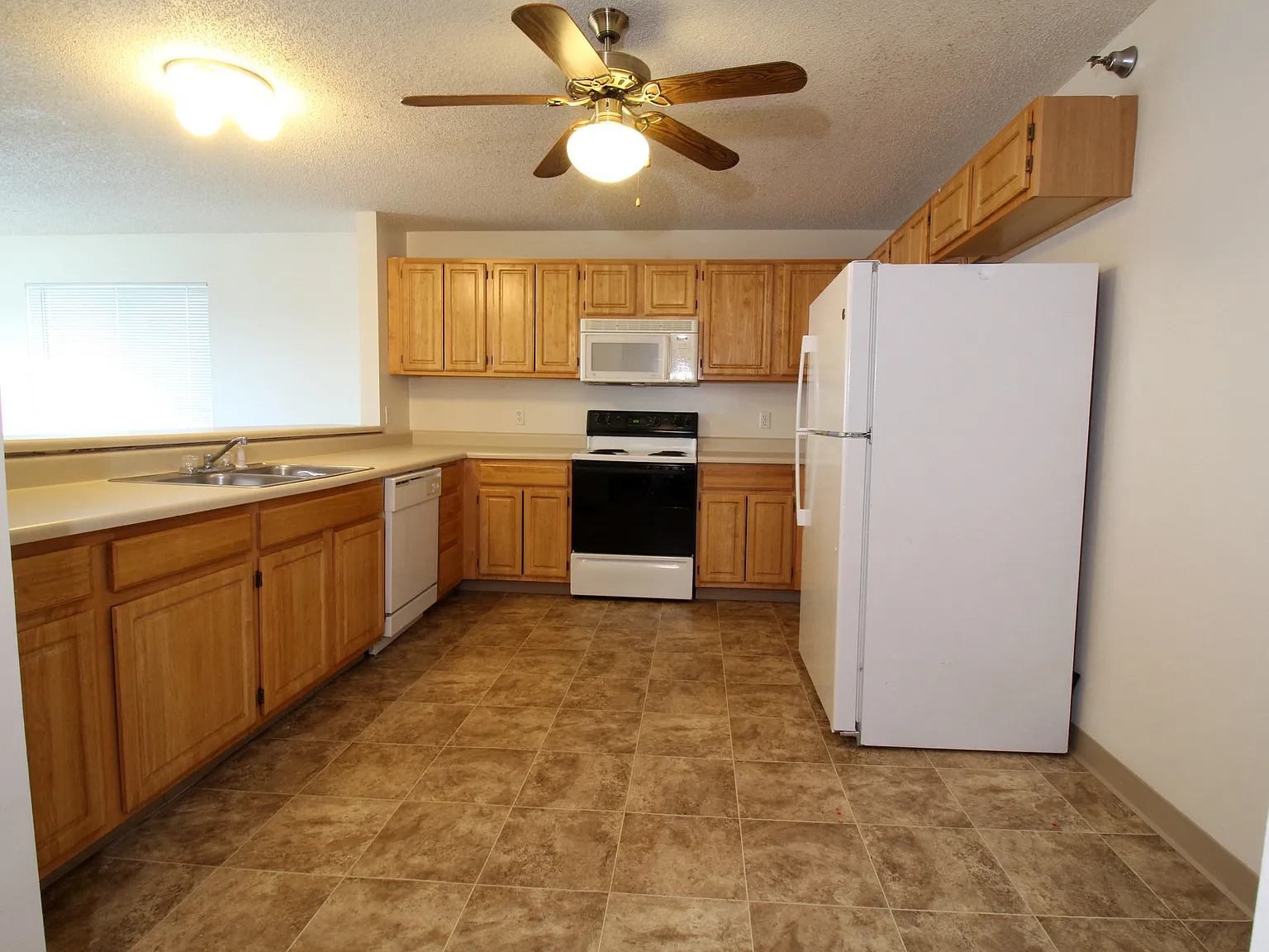 Windfield West — Photo 3